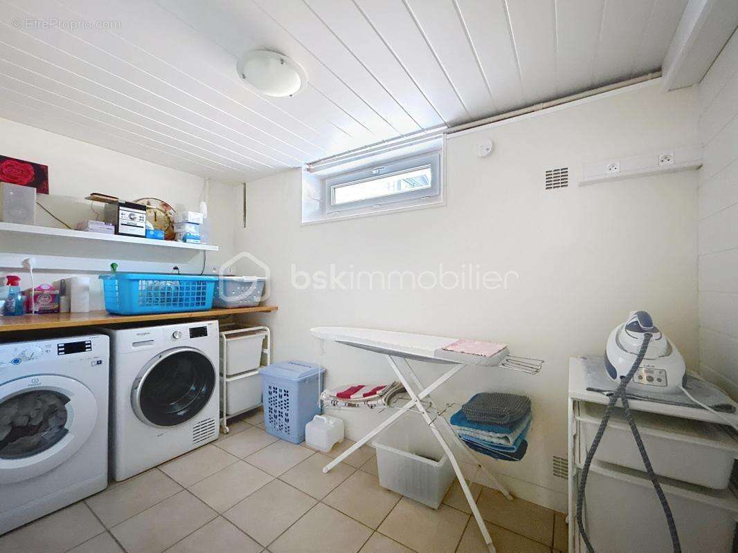 Maison à CORBEIL-ESSONNES