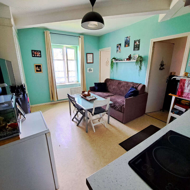 Appartement à THURINS