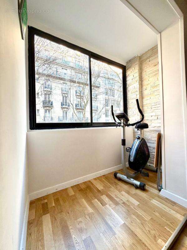 Appartement à PARIS-19E