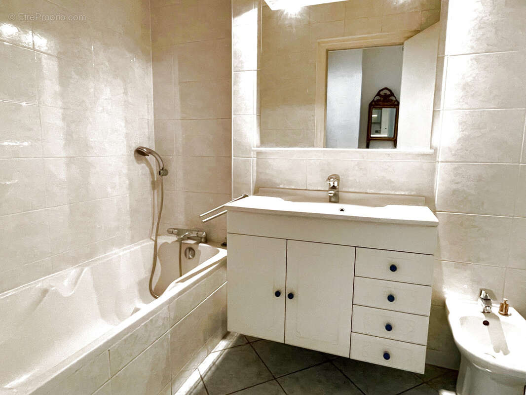 Appartement à LYON-6E