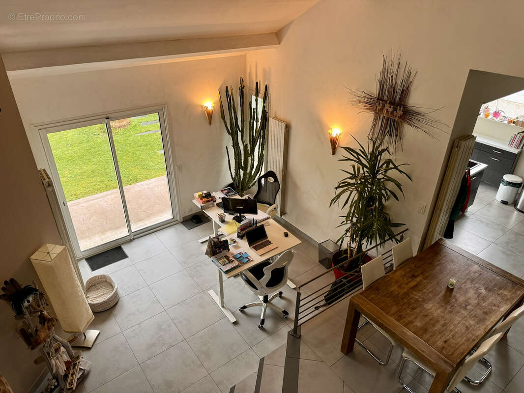 Maison à SUSSARGUES