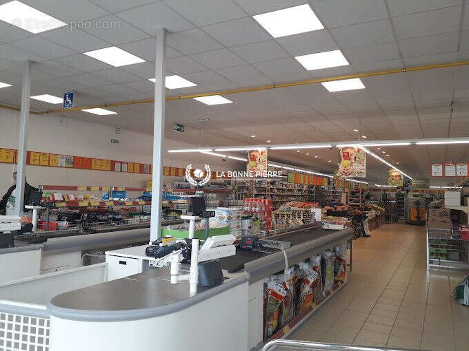 Local commercial alimentaire Premium à Héricourt - photo 6