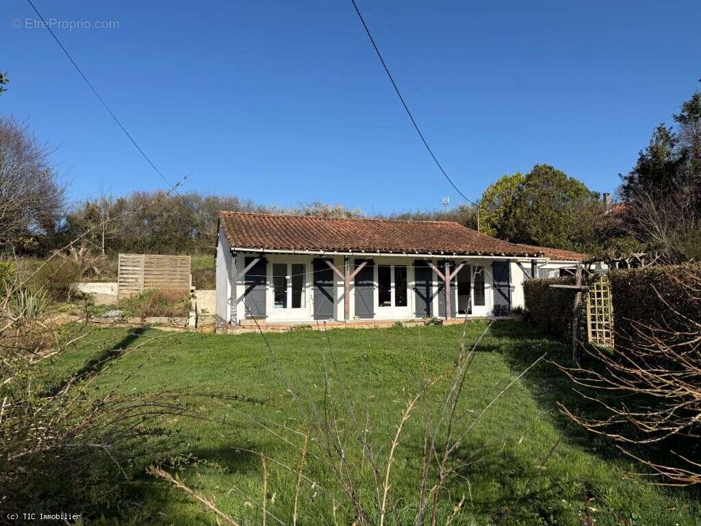 Maison à CIVRAY