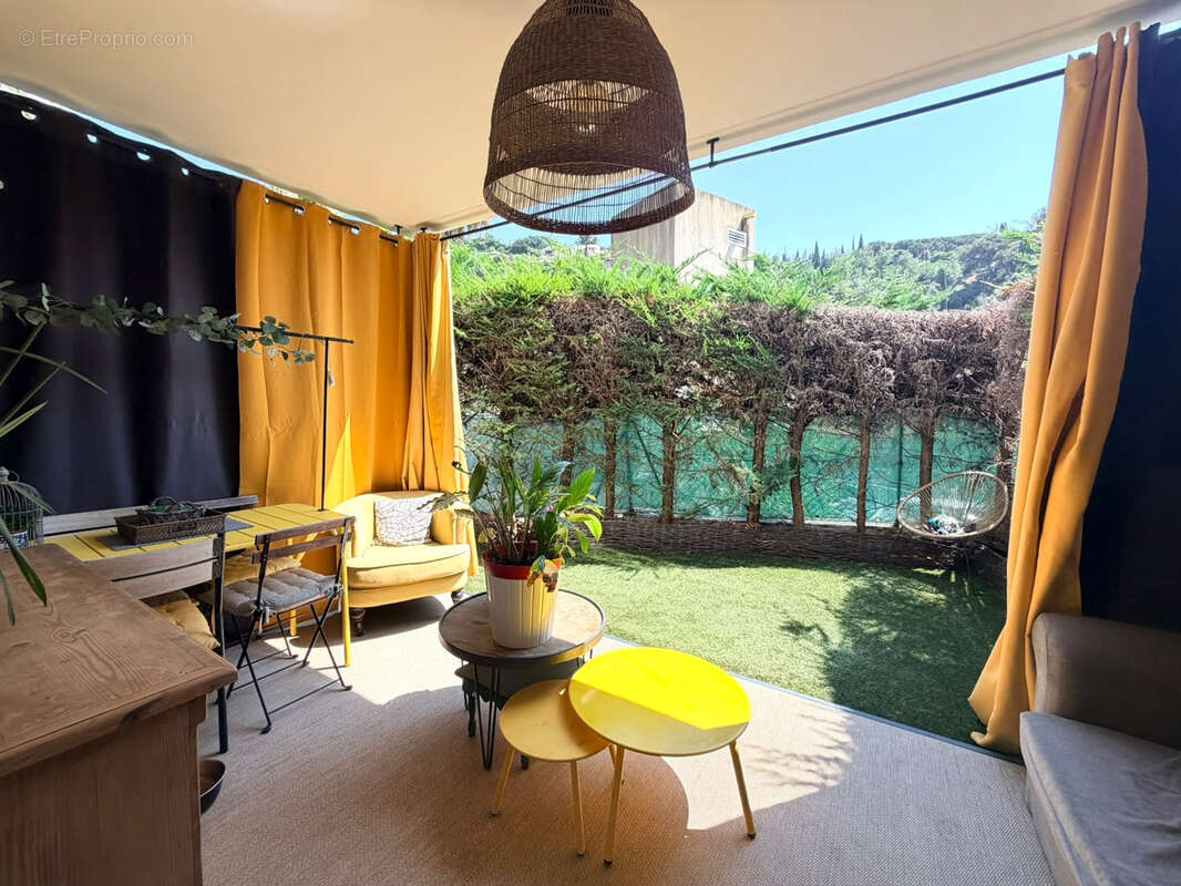 Appartement à ROQUEBRUNE-CAP-MARTIN