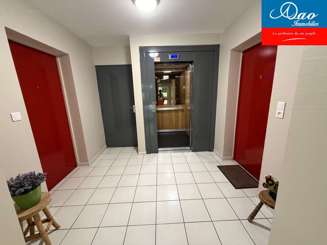 Appartement à SAINTE-SAVINE