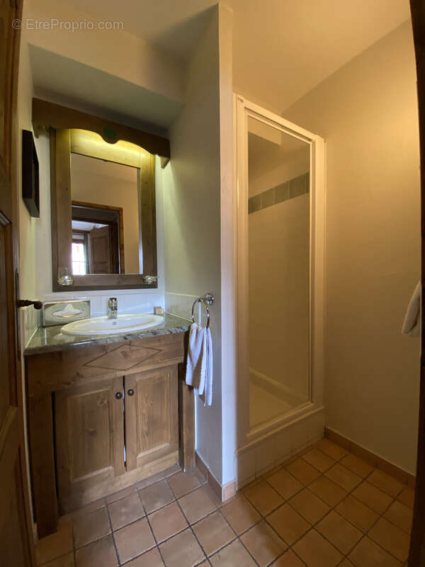 Appartement à LES CHAPELLES