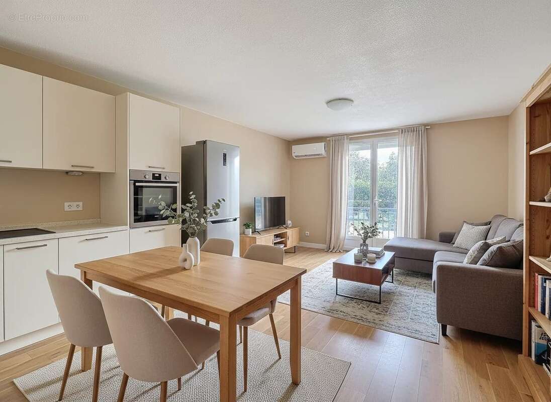 Appartement à VILLENEUVE-LOUBET