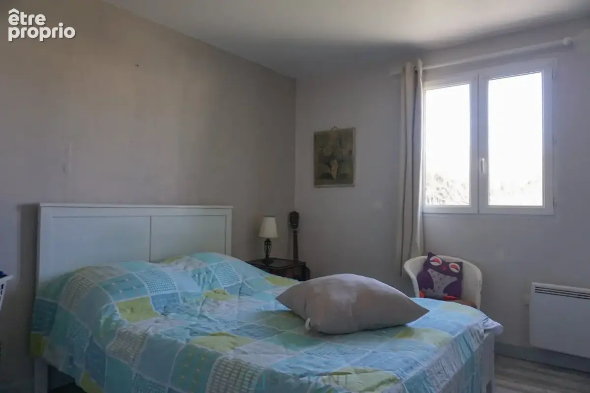 Charmante villa de plain-pied, construite en 2011 avec sous sol. - photo 14