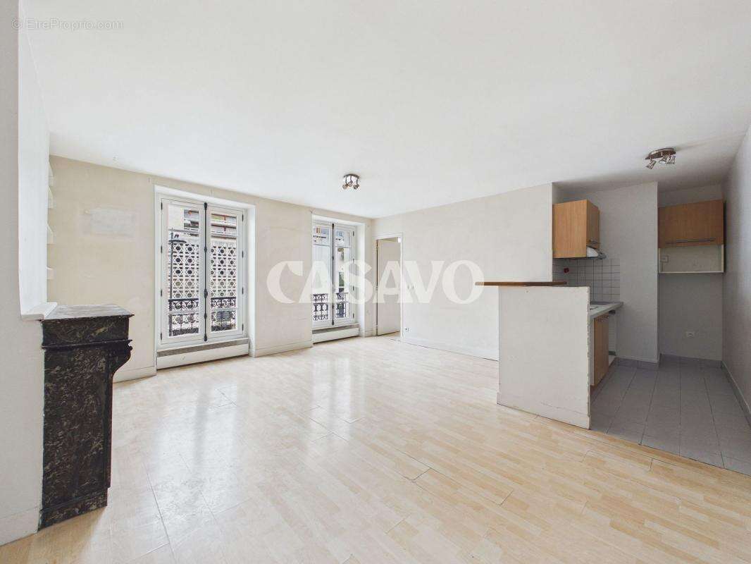 Appartement à PARIS-11E