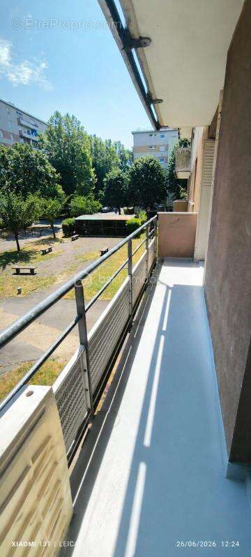 Appartement 4 pièces de 80 m² Noisy-le-Grand Secteur Noisy Champs - photo 19