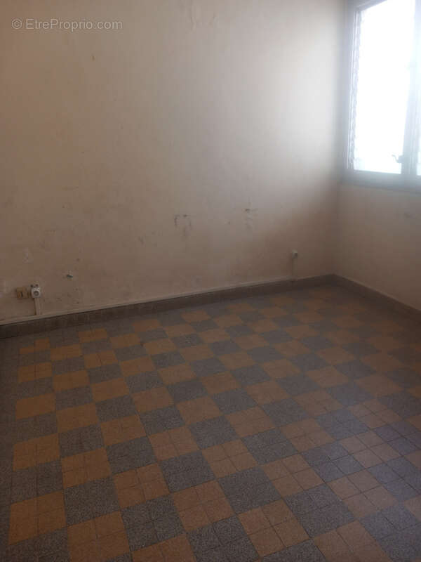 Appartement à POINTE-A-PITRE