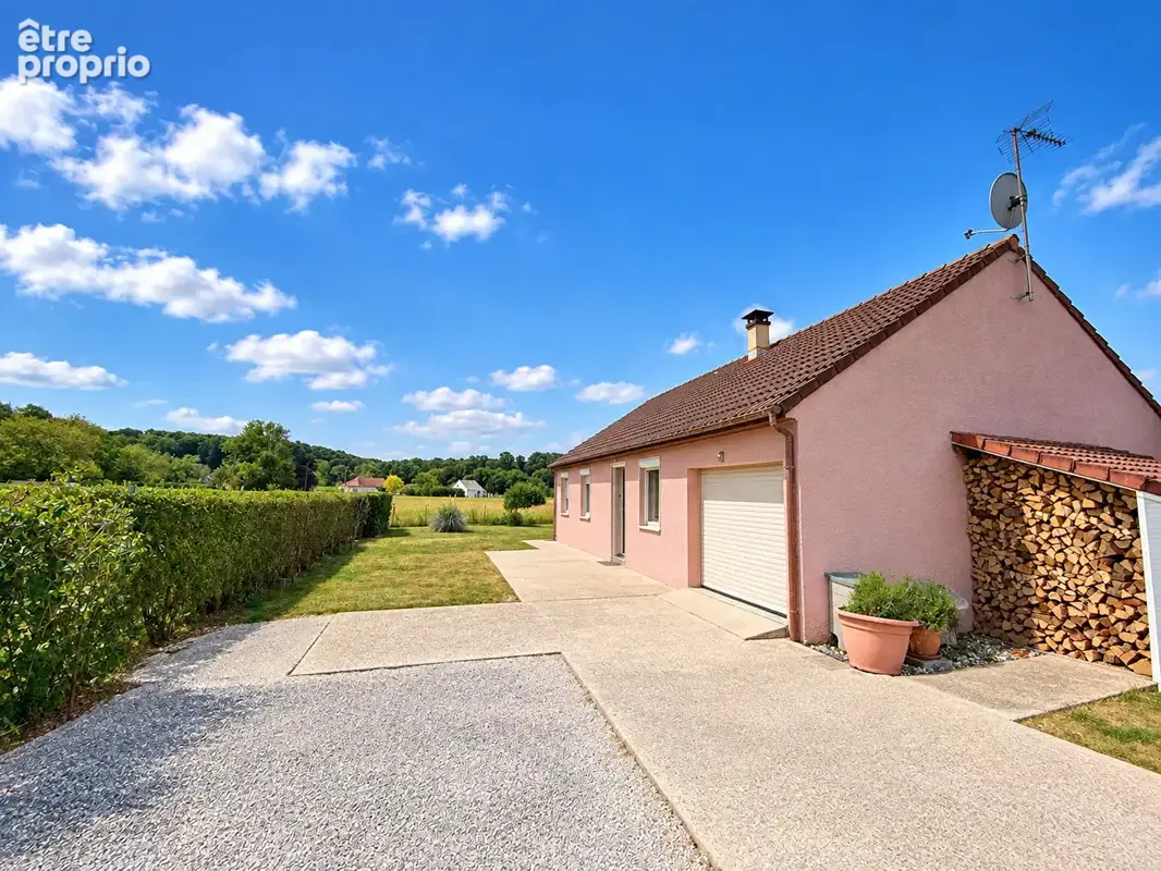 Maison de plain pied avec piscine - photo 1