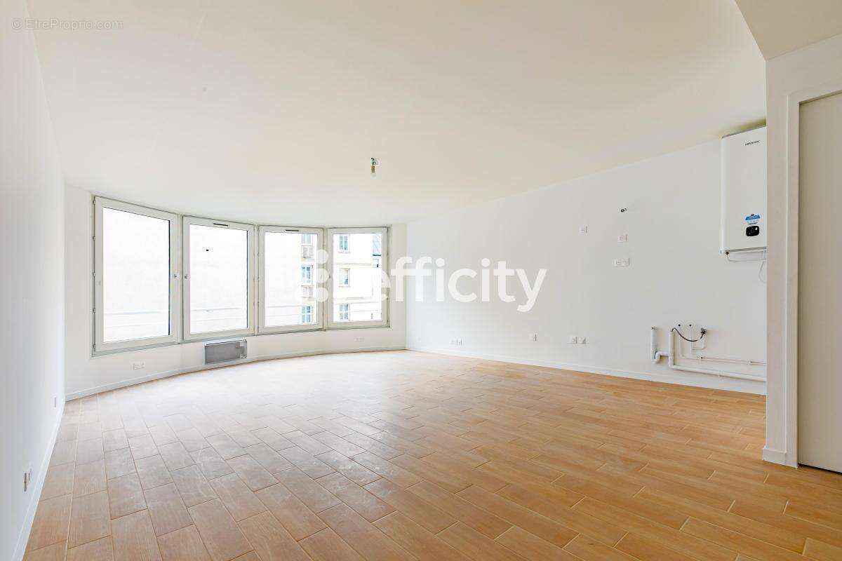 Appartement à LEVALLOIS-PERRET