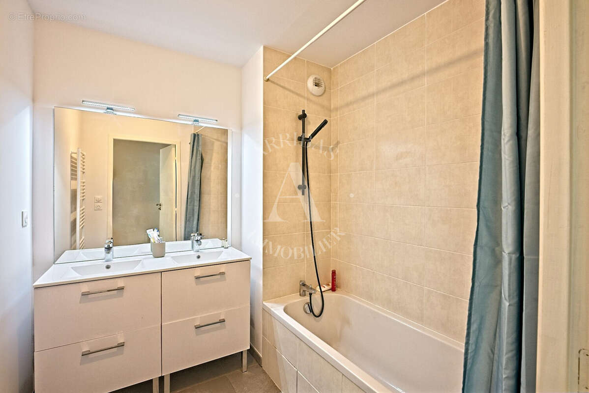 Appartement 130 m² à Crozet  - photo 5