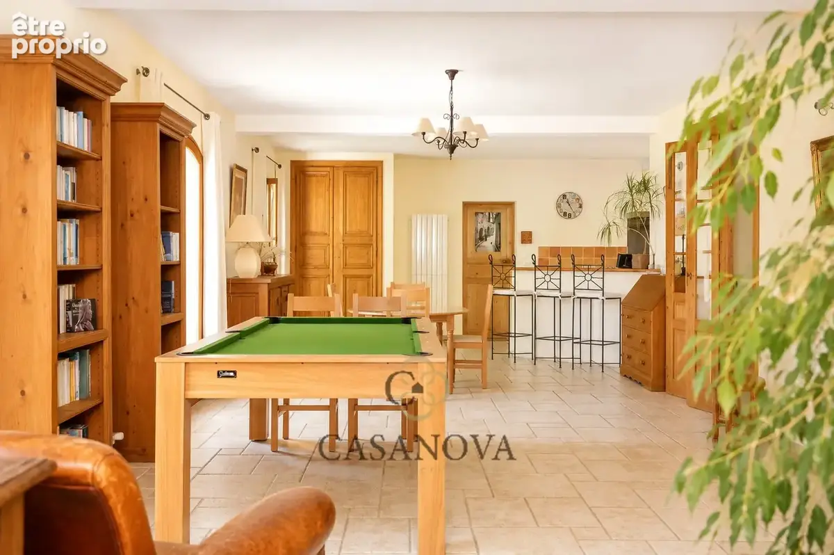 Mont Valat, bastide 196 m², vue dégagée, piscine, double garage - Sommières, entre Nimes et Montpellier. - photo 25