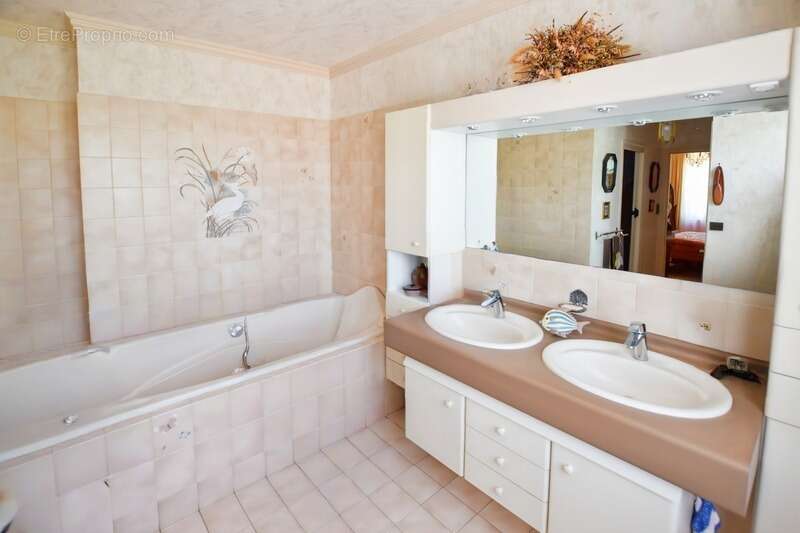 Propriete à vendre à ANTULLY avec terrain de 4577 m2 - photo 20