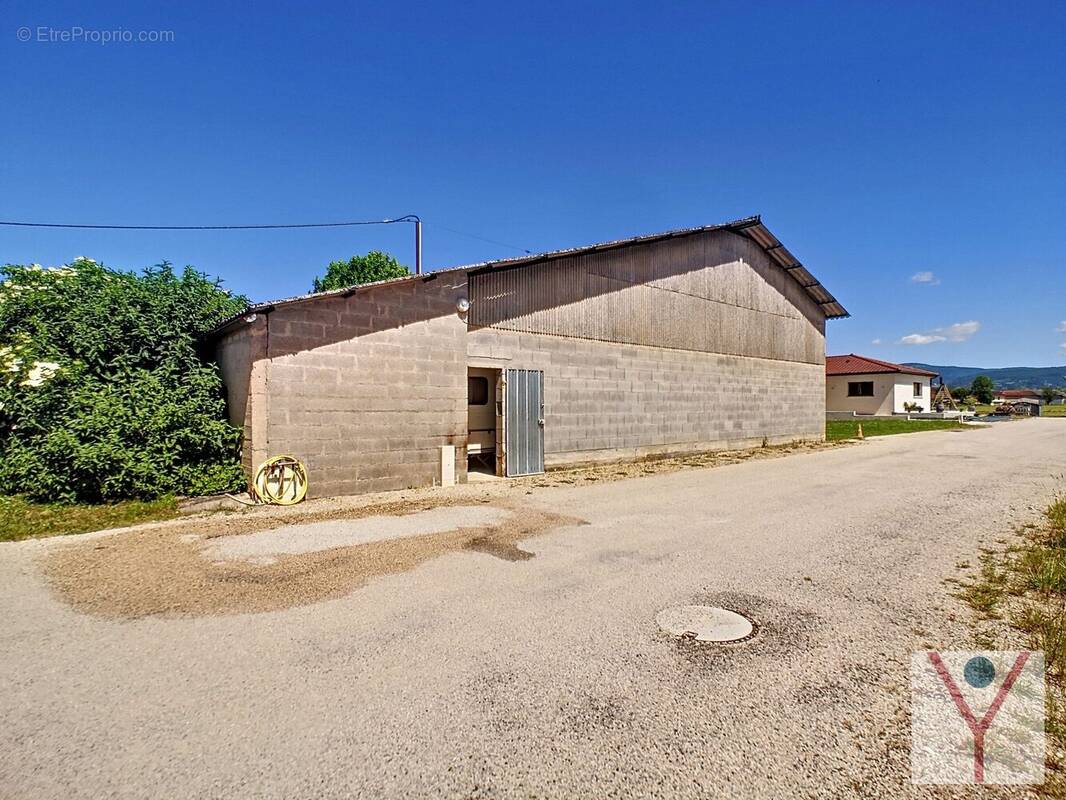 Maison à PONT-D&#039;AIN