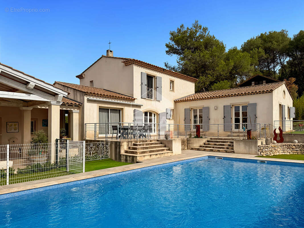 Maison à CABRIES