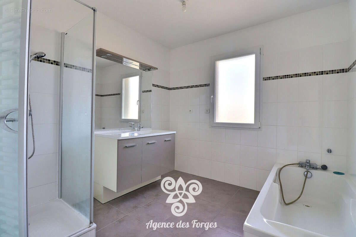 Bourg Mouzillon.Maison individuelle, 4 chambres - photo 12