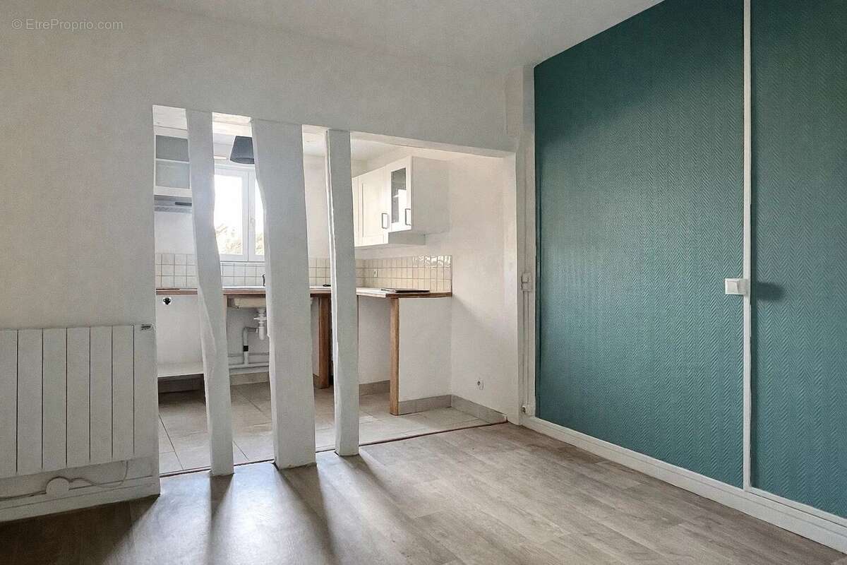 Appartement à HOUDAN
