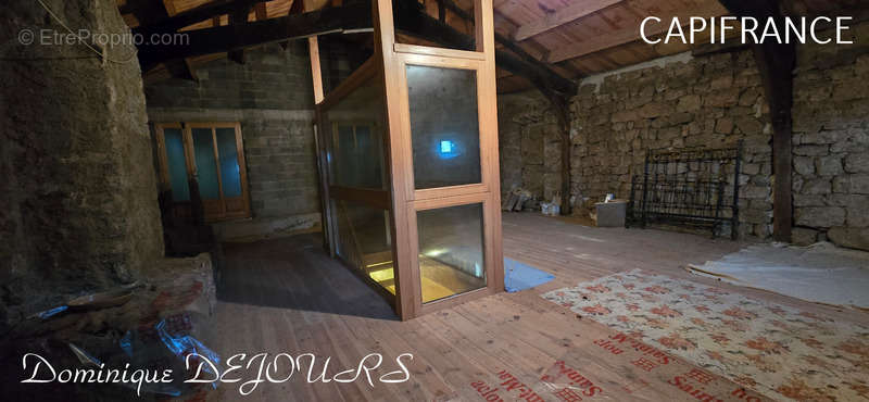 Maison à SAINT-PIERREVILLE