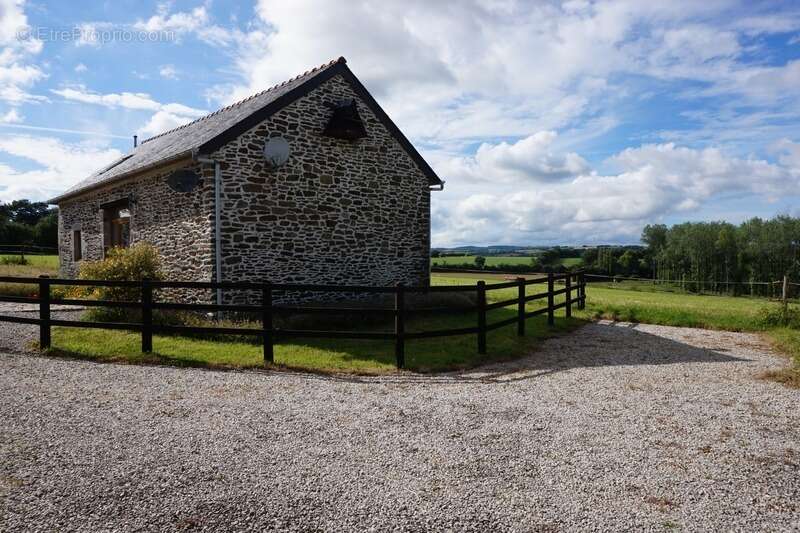 Maison à PLONEVEZ-DU-FAOU