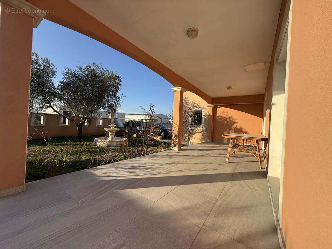 Maison à PIERRELATTE