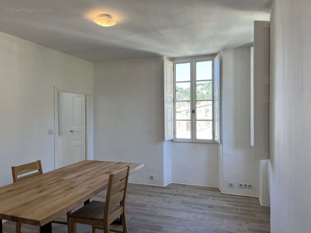 Appartement T3 74m2 centre village - photo 4