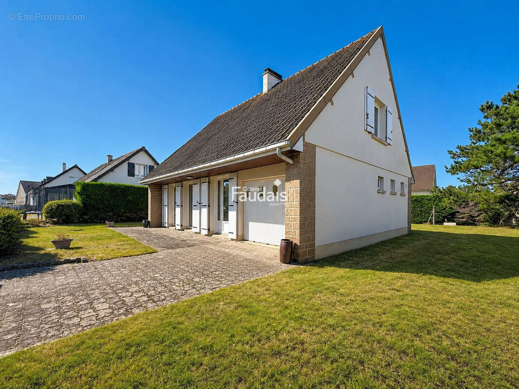Maison 95 m² à Gouville-Sur-Mer  - photo 3
