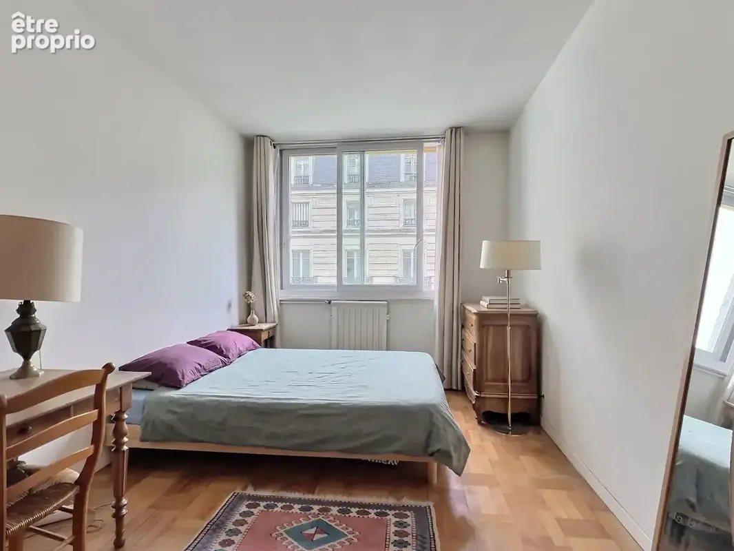 Paris 6e arrondissement - Quartier Luxembourg - Appartement familial de 103,75 m² - photo 3