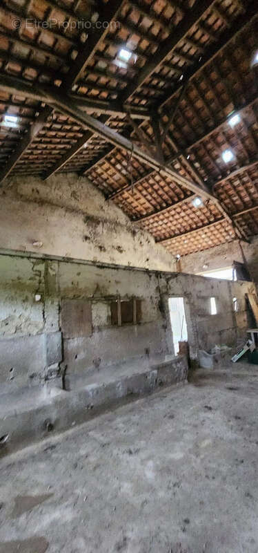Maison à DELUT