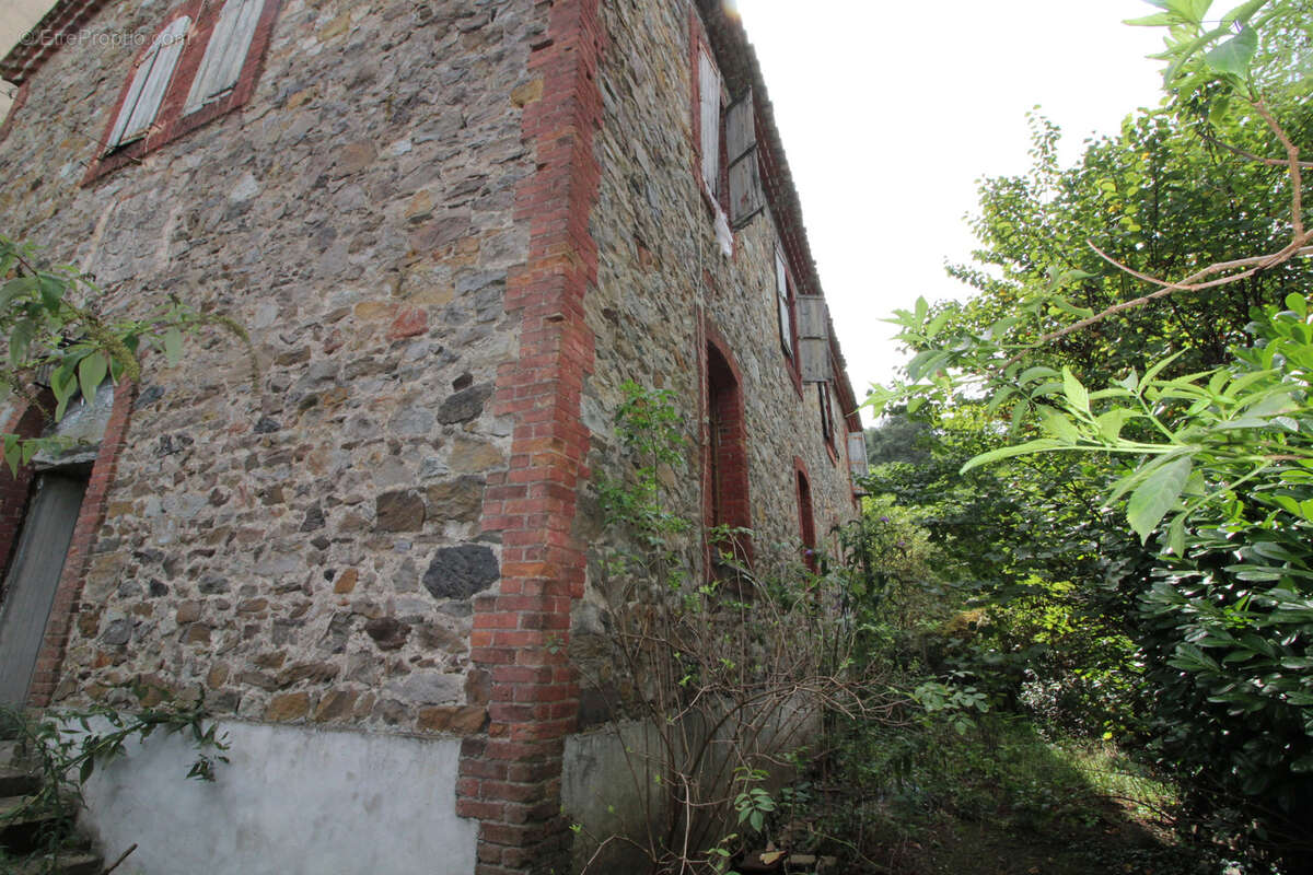 Maison à MOLIERES-SUR-CEZE