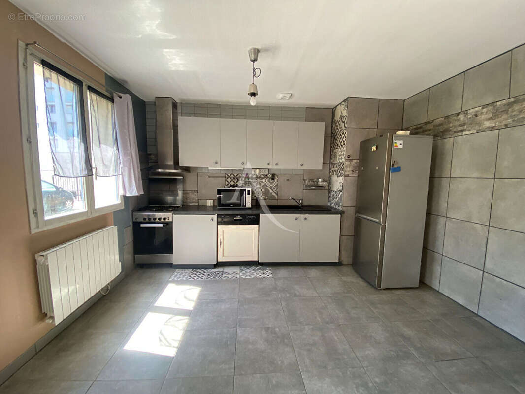 Maison de plain-pied Melun 4 pièce(s) 79 m2 - photo 4