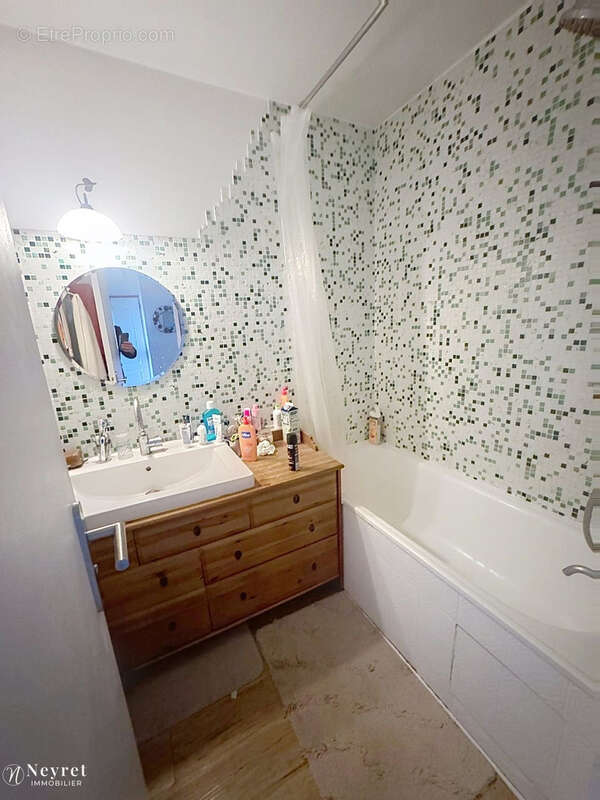 Appartement à SAINT-ETIENNE