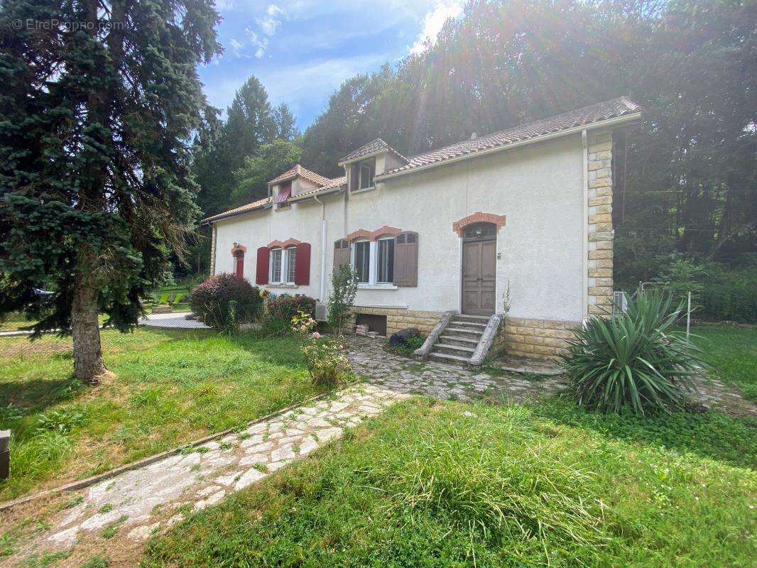 Maison à BADEFOLS-SUR-DORDOGNE