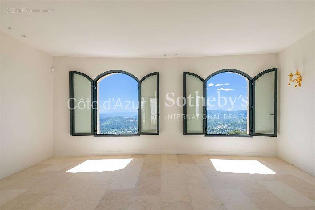 Maison à SPERACEDES