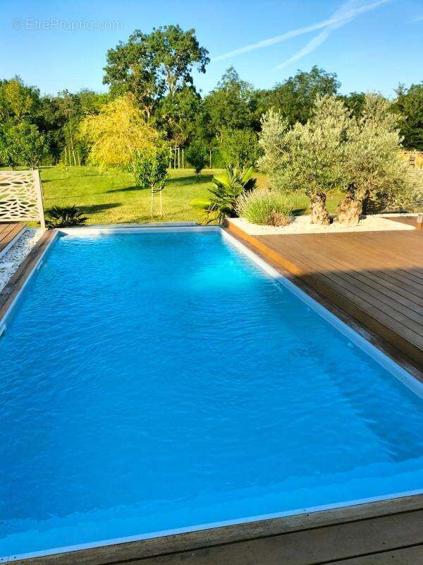 Maison à SAINT-JEAN-DE-LIVERSAY