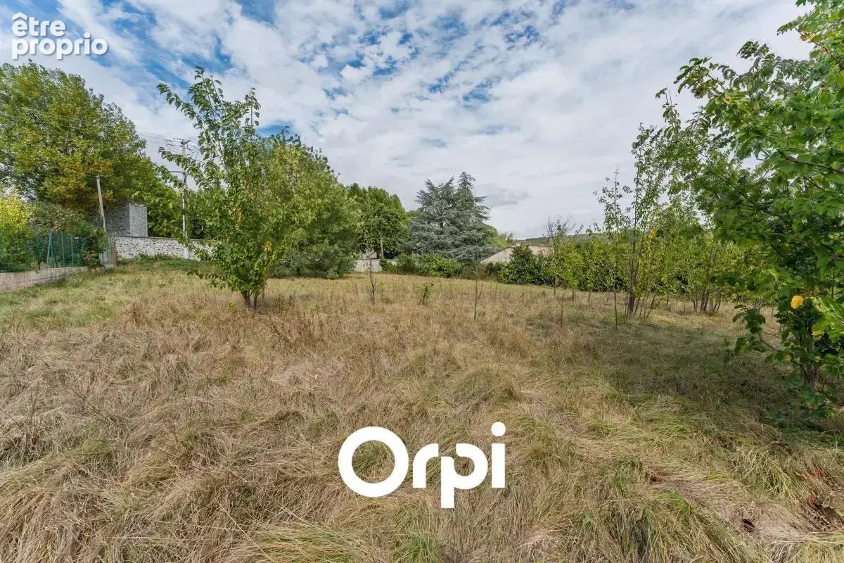 Photo Terrain à Lavilledieu au prix de 85 000€