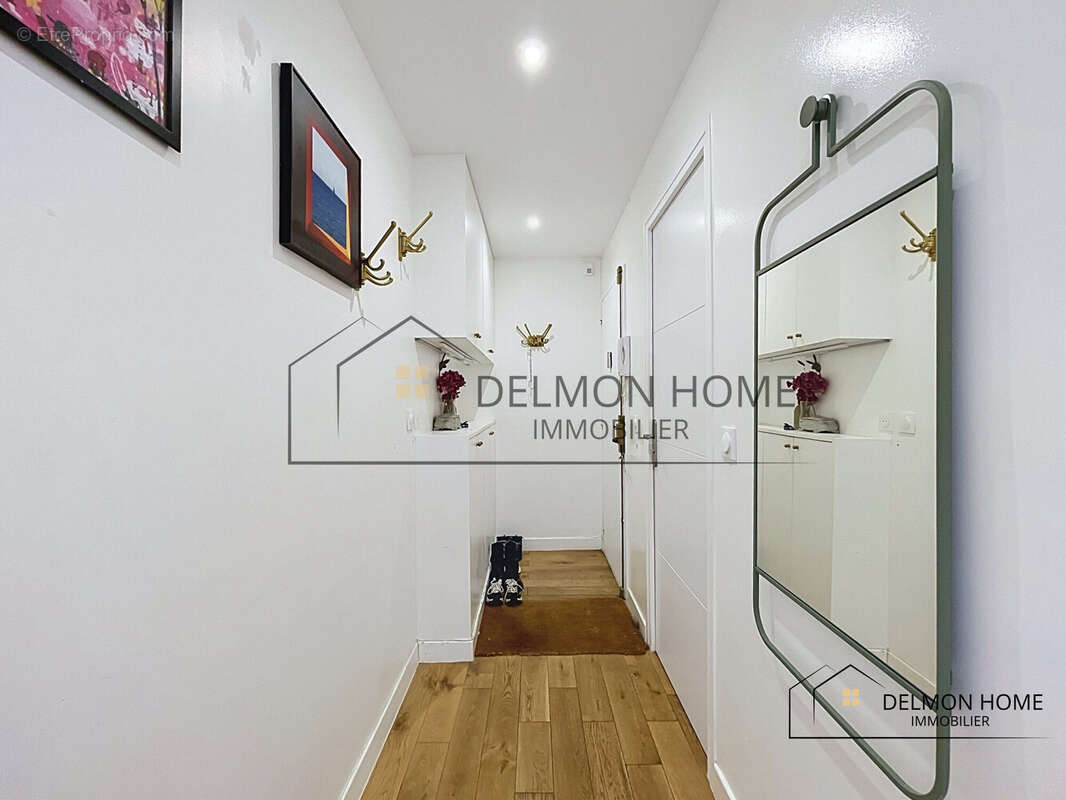 Appartement à LA GARENNE-COLOMBES