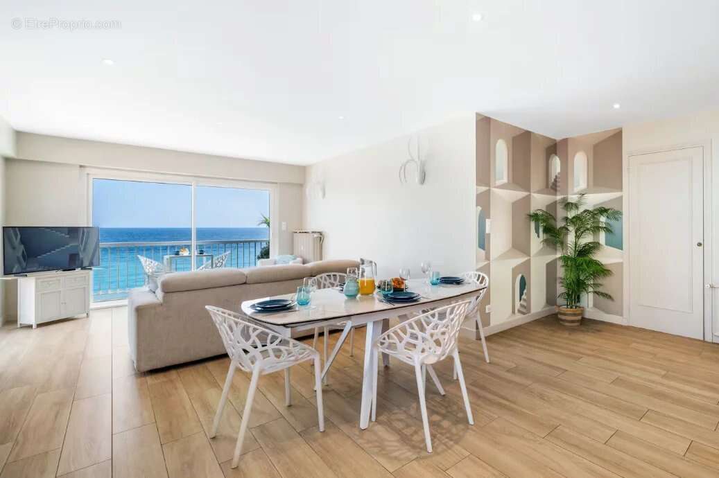 Appartement à MENTON