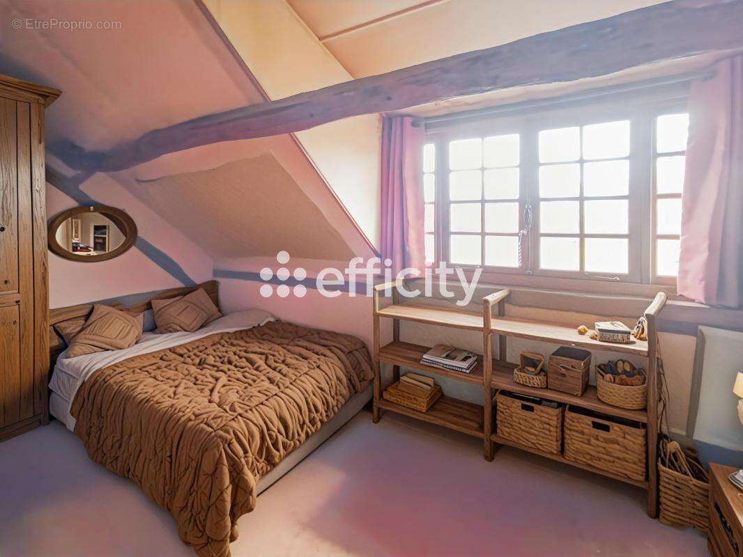 Maison à VANDRIMARE