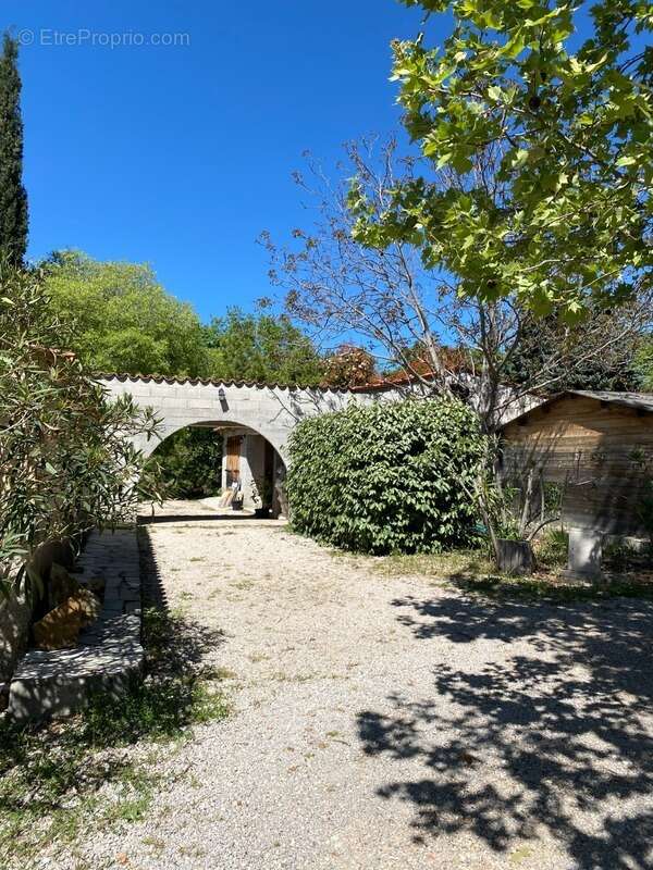 Maison à MONTAUROUX