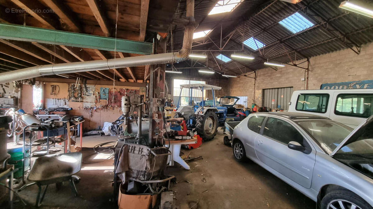 20241115_144835 - Commerce à AUGIGNAC