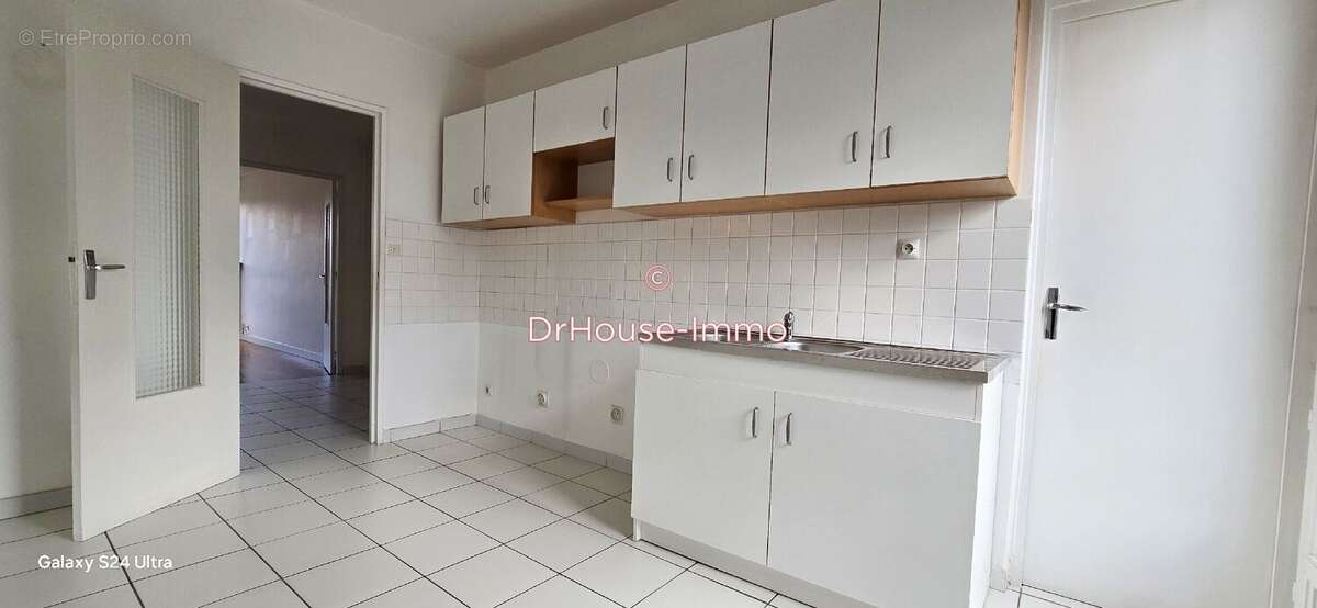 Appartement à SAINT-ETIENNE