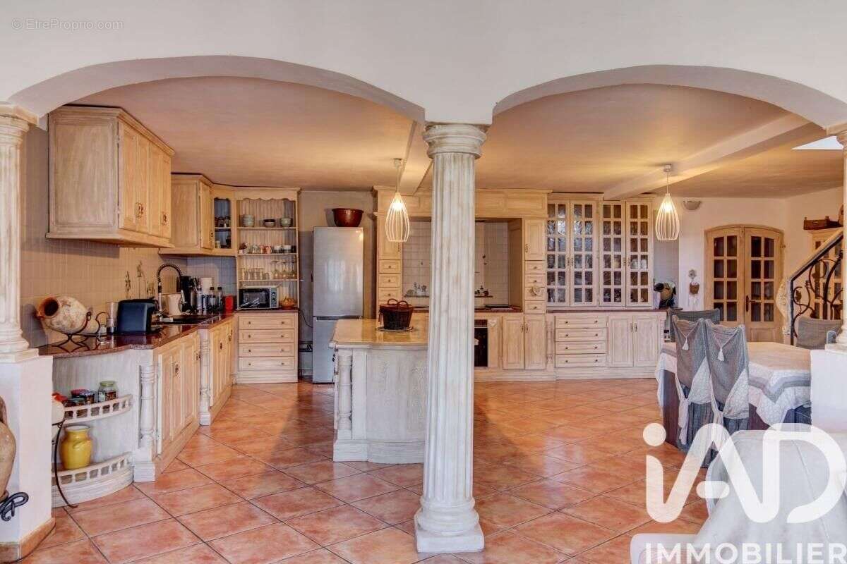 Maison 163 m² à Rimplas  - photo 3
