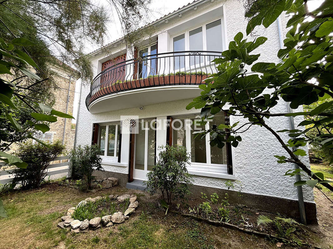 Maison à SERAINCOURT