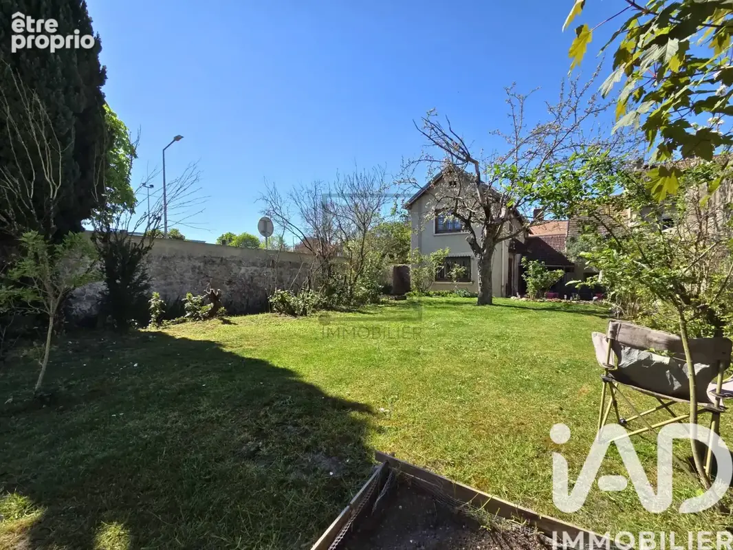 Photo 1 - Maison à LA FERTE-ALAIS