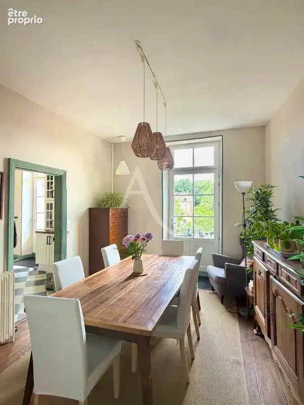 Ensemble immobilier à Fontenay Le Comte - photo 2