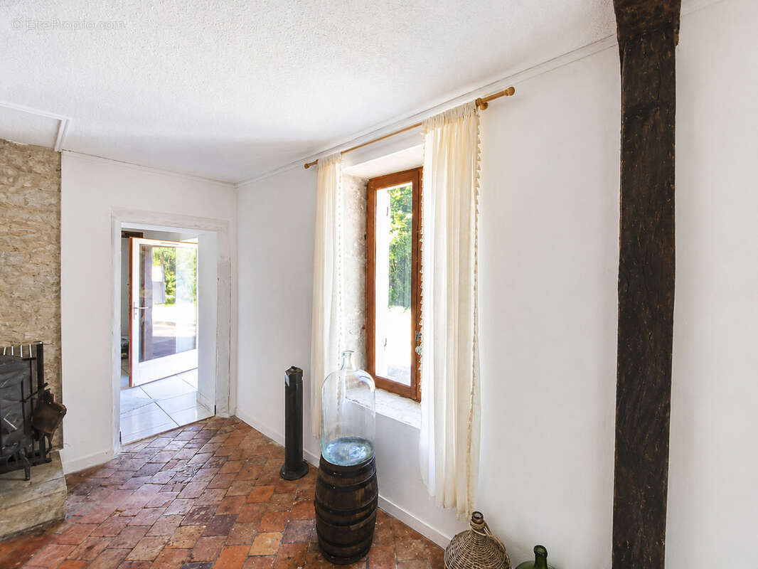 Maison à DRY