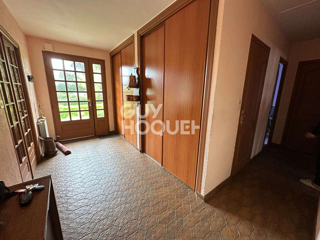 Maison à REMILLY-SUR-LOZON